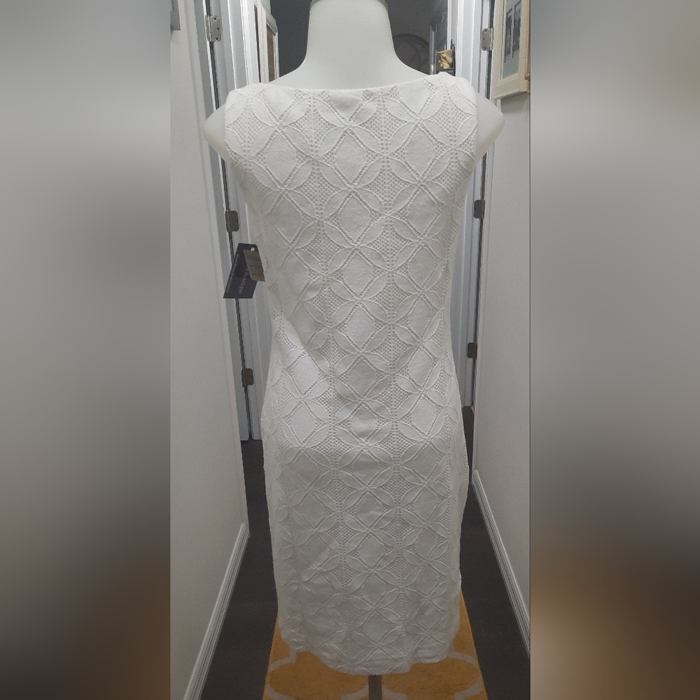 Dress - Picture 5 of 5